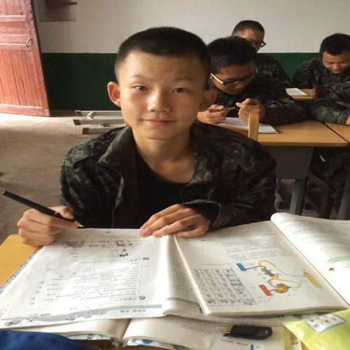 南华教育学校--毛同学（网瘾案例）